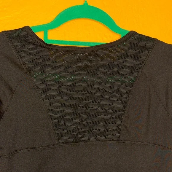 Columbia Omni-Wick Women’s Black Tee Stretch Performance Tee NWOT GORGEOUS Sz M - Picture 4 of 6